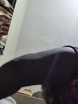 yamini1431 webcam