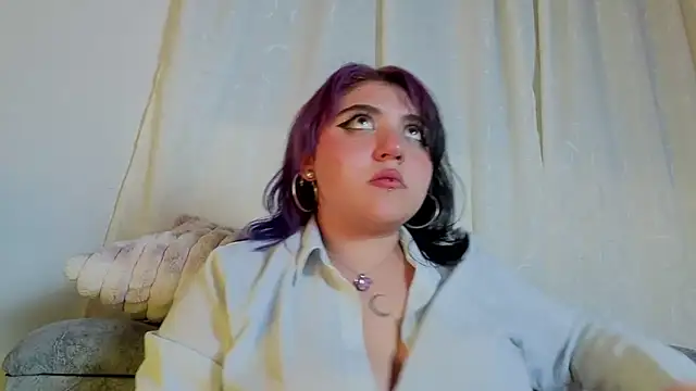 Blueberry_gothic live cam on StripChat