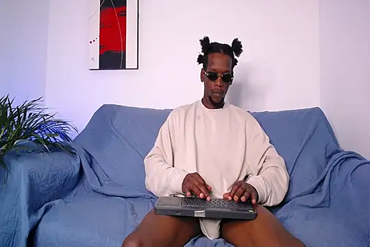 SkylerBigxxx webcam