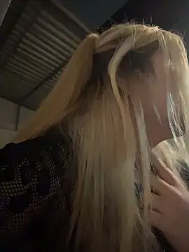 lya_nekko_ webcam