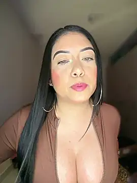 cami_ortiz__ webcam