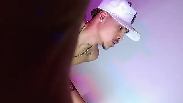 Angel_foxc13 webcam