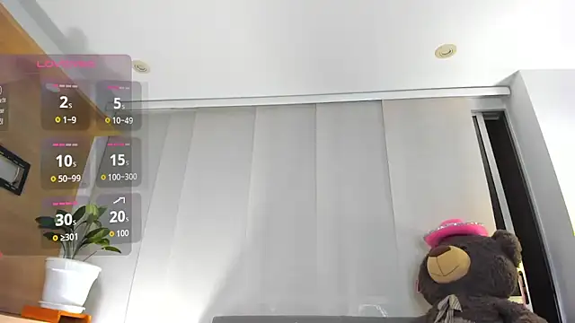 hollyprincess_2 live cam on StripChat