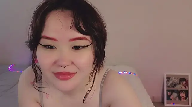 tsunade_chan webcam