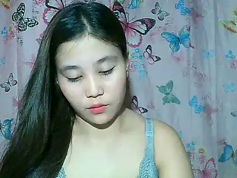 SexyAsianPussy4u webcam