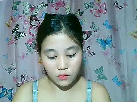 SexyAsianPussy4u webcam
