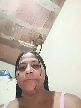 Giselabrunette25