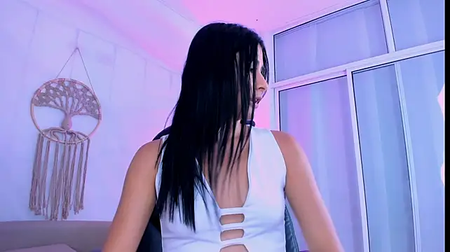 Ginni_charlotte webcam