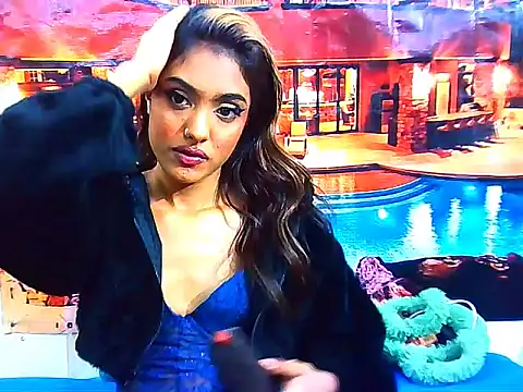 IndianPretty14u2Luv webcam