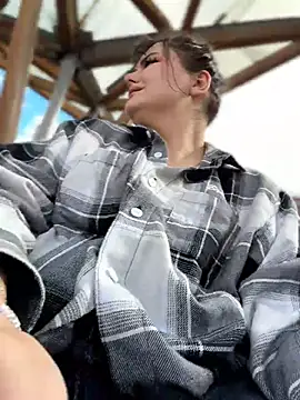NikaMur 🚯 naked cam