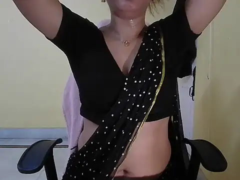 ItsTanya webcam