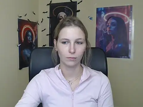 StrangerGi webcam