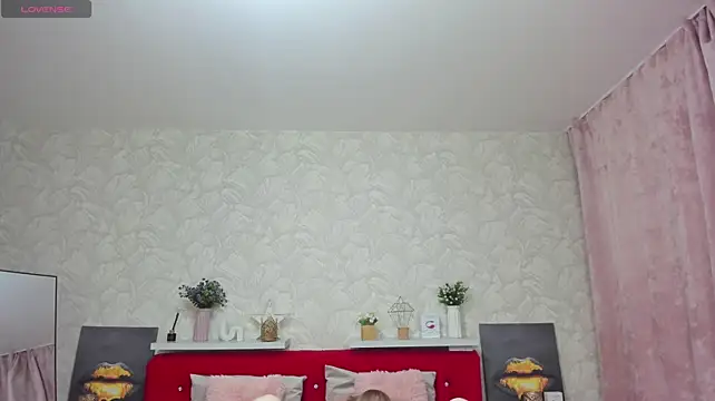 KattyPeachX webcam