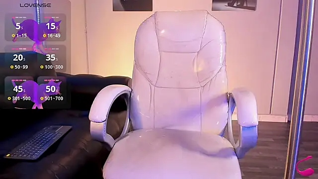 Jordan_24_ webcam