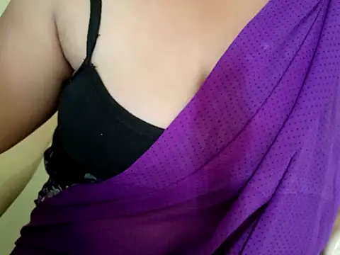 Tamillakshmi27 webcam
