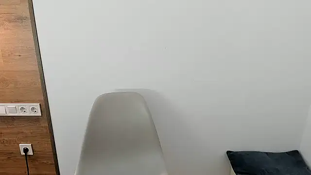 MiaMoll77 webcam