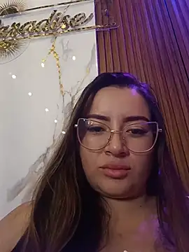 LunaDiaz999 webcam
