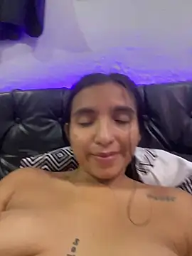 Xbby-Love-BJ webcam