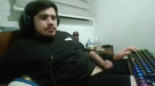 hung_weeb webcam