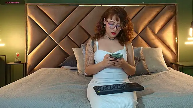 Rache_Roth webcam