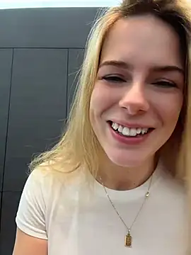oliviafranciis