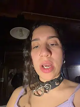 Souphicherry live cam on StripChat