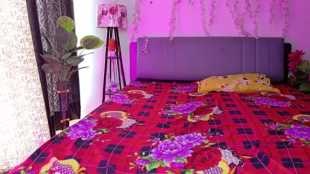 _shanvii_ (F teen) - pusssy show