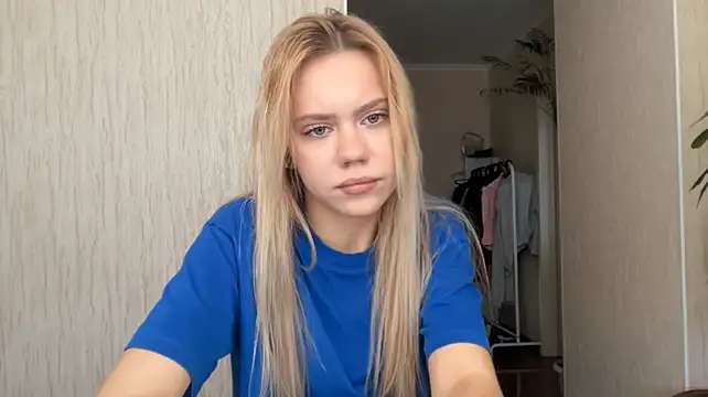 Glamorforyou live cam on StripChat