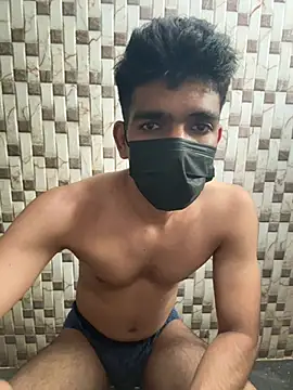 Naughtytomboy78 live cam on StripChat