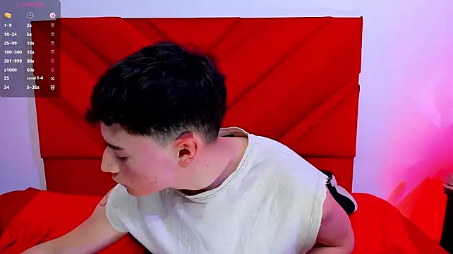 chris_red18