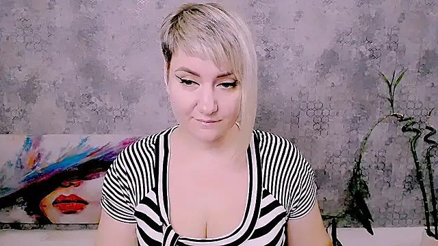 Djullia webcam