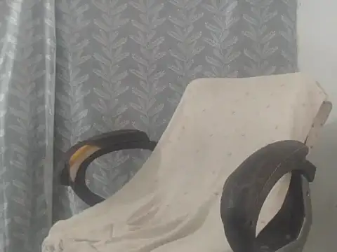 cute-priy webcam