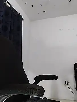 LucyDiamonds1