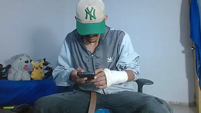 skinny23cm webcam