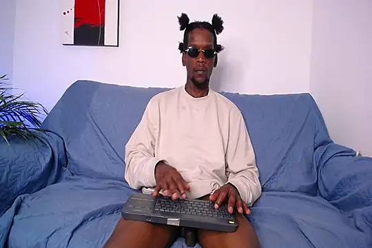 SkylerBigxxx webcam