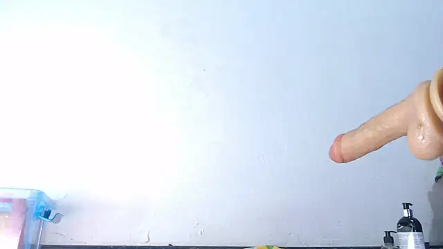 avaleri_cherry webcam