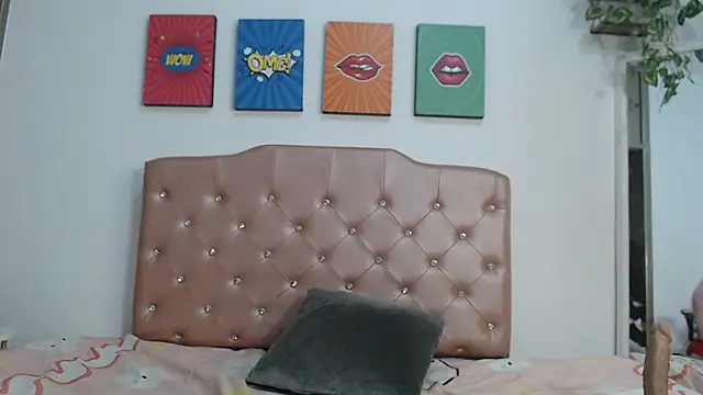 EbonyCoWorker webcam