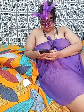 Tanisha-Chy webcam