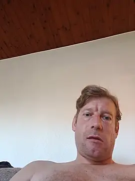MArciQuarky webcam