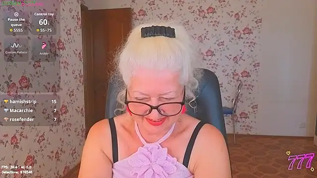 Maya_Mayflower webcam