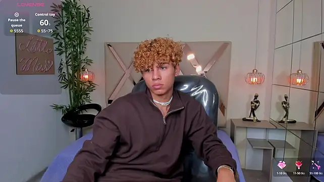 Anyelo_Twink webcam