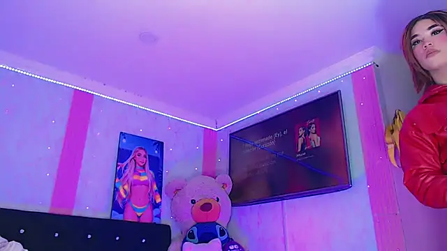 HeidiNikol webcam
