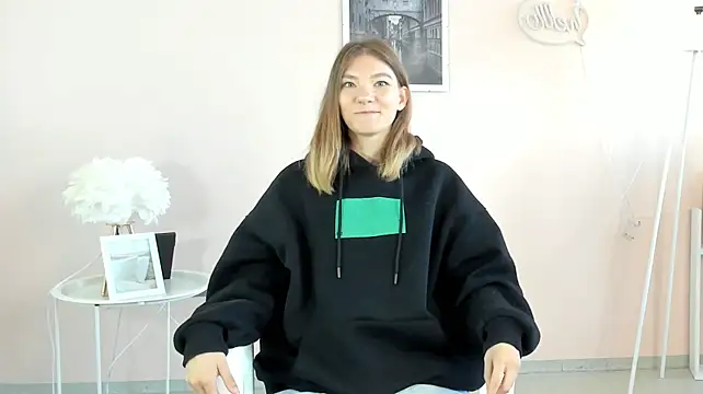 MarcelinaRedfern webcam