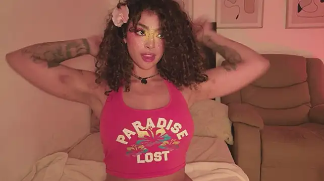 curlysofi webcam