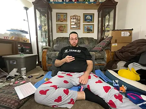 lucasgalacticman live cam on StripChat