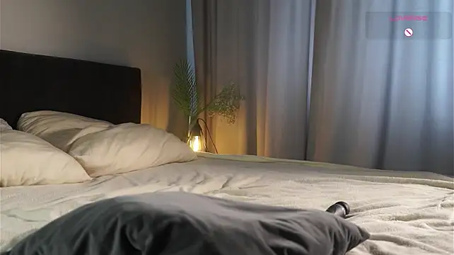 LettySlovacek webcam