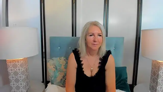 EricaTop live cam on StripChat