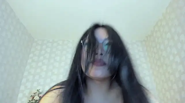 NatsumiHun live cam on StripChat