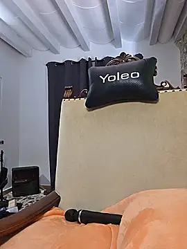 kylie_blck (F young) - Flash Tits+LivePic+1Surprise Video