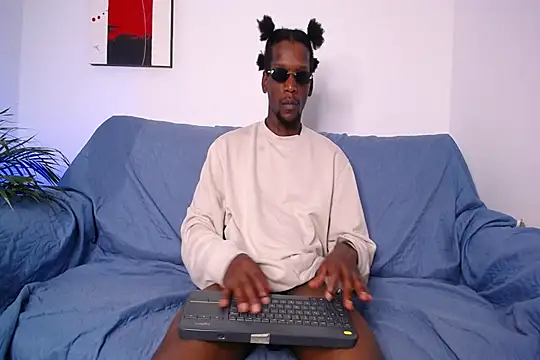 SkylerBigxxx webcam